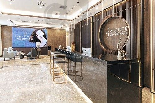 北京加减美整形医院 前台