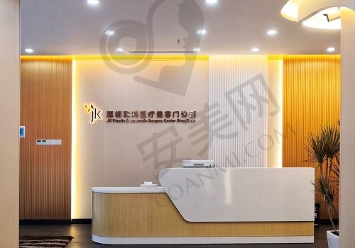 刘月更在哪家医院坐诊？