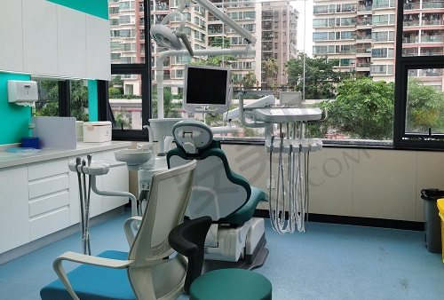 深圳格伦菲尔口腔医院种一颗牙要多少钱？