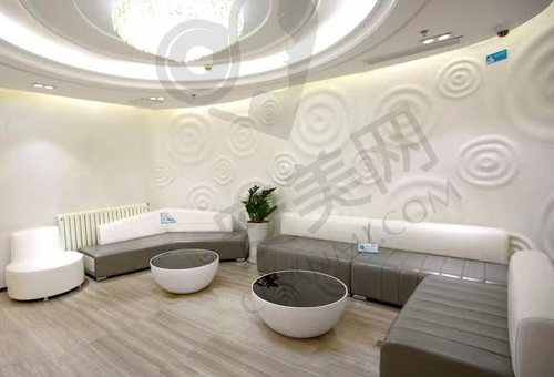 北京圣嘉新 候诊区