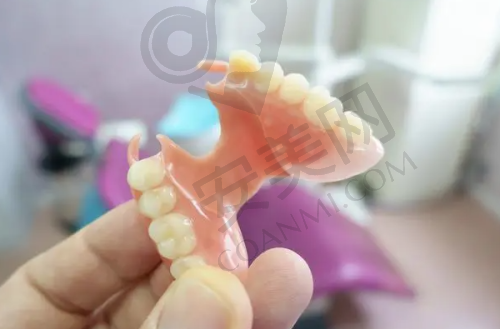 通辽市白玉口腔：精致服务与高超技艺的体现