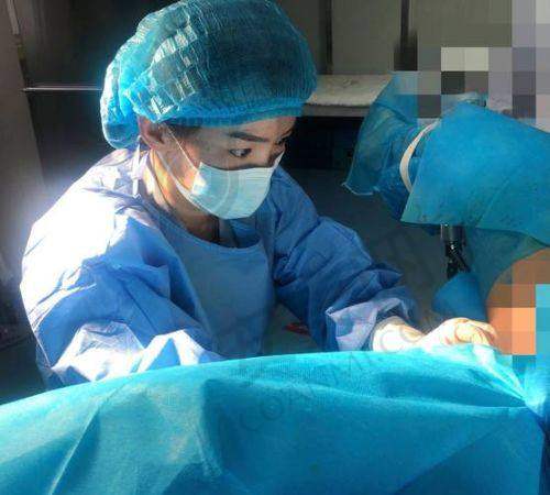 小阴唇整形价格为何是13800元起？