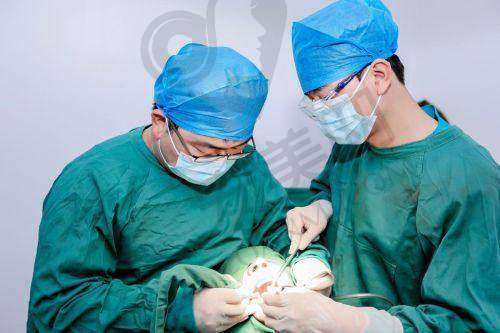 北京博康泰口腔白玉龙医生预约挂号指南
