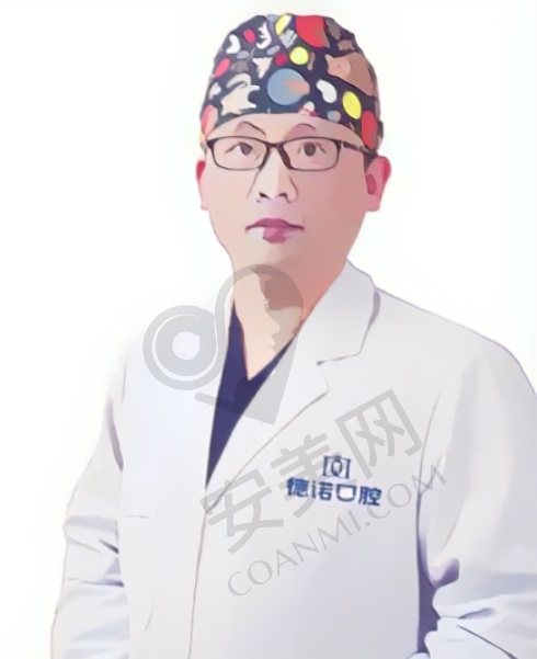 何志强