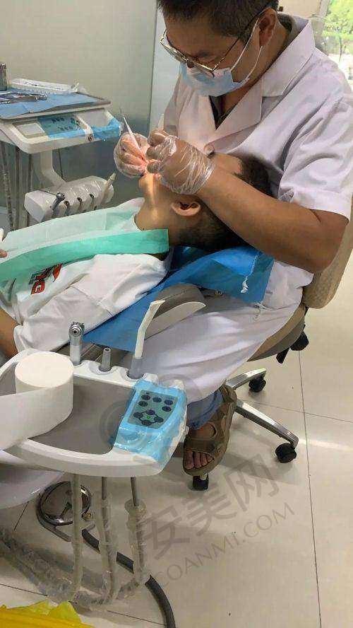 6、宜宾喜牙口腔黄东博医生预约挂号指南