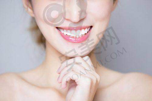 玉溪舒尔口腔医院牙齿冷光美白技术有什么特色?