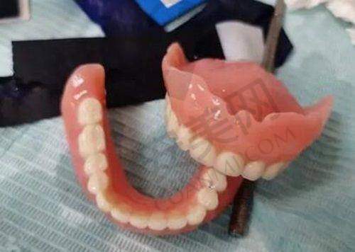 四、重庆名博士口腔门诊部坐诊医生: